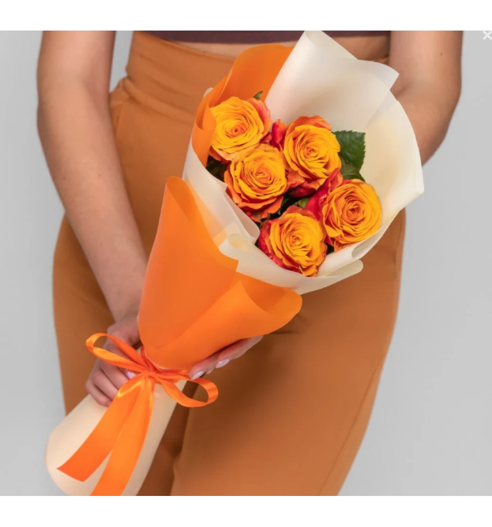 Букет из 5 оранжевых роз